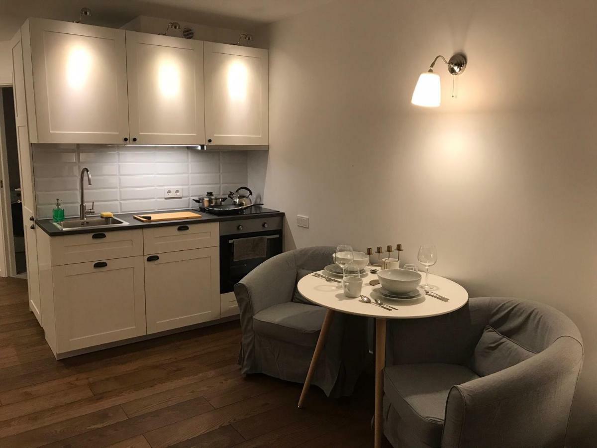 Five Star Downtown Apartment Вилнюс Екстериор снимка